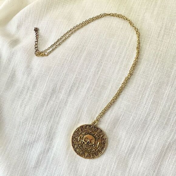 Pirates of the Caribbean pendant necklace - Picture 2 of 5